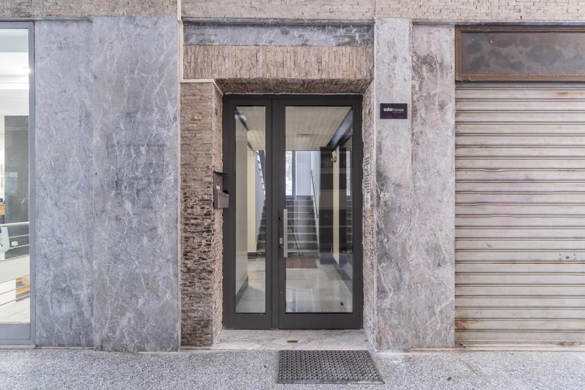 Casa Vacanza Angelina Via Mercanti Centro Storico Σαλέρνο Εξωτερικό φωτογραφία